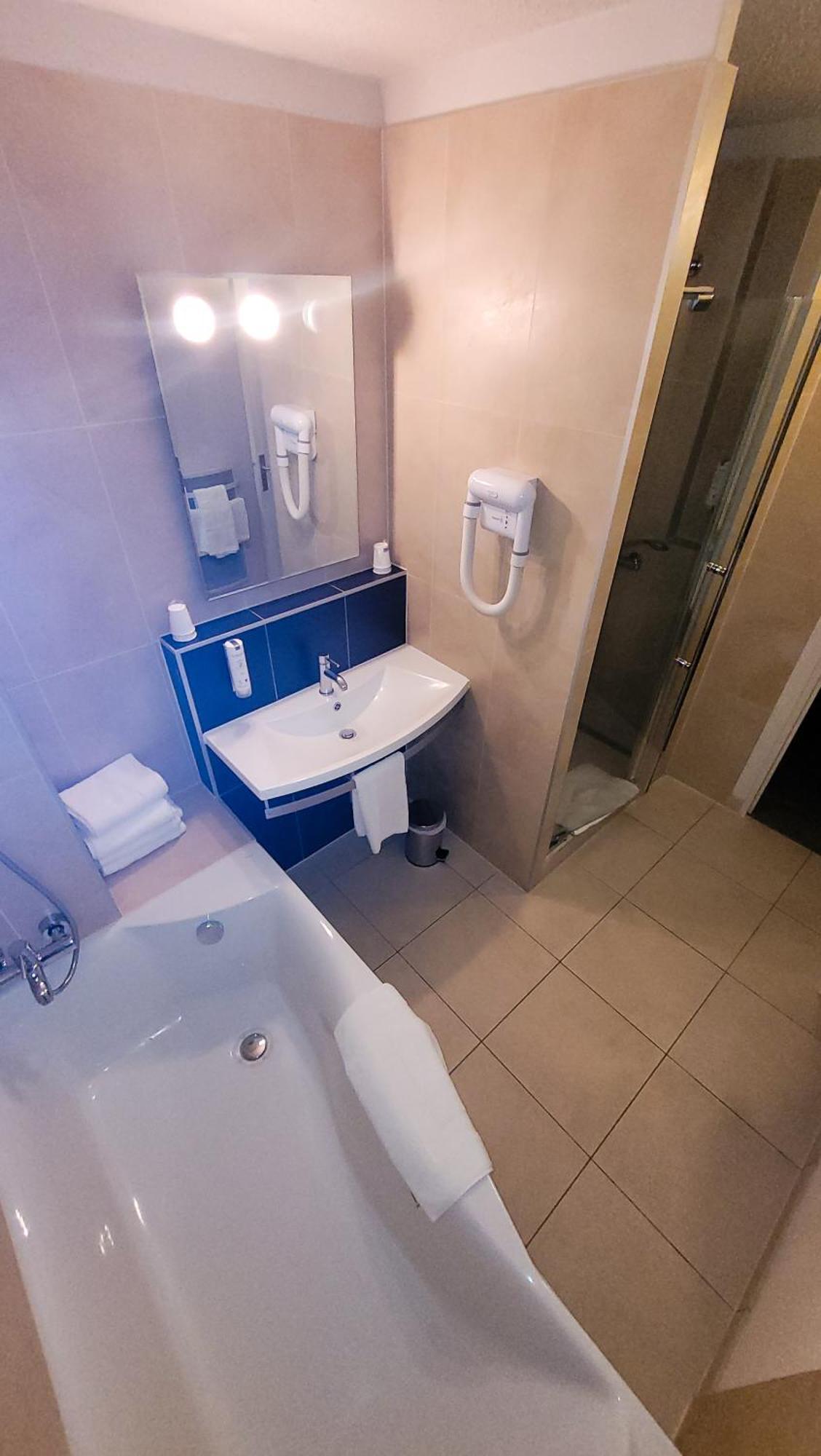 Enzo Hotels Diane - Logis Amnéville Zewnętrze zdjęcie