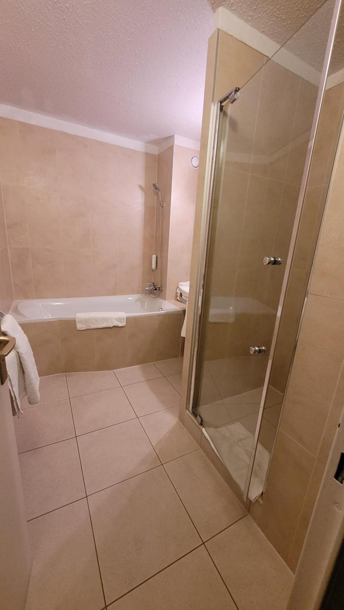Enzo Hotels Diane - Logis Amnéville Zewnętrze zdjęcie