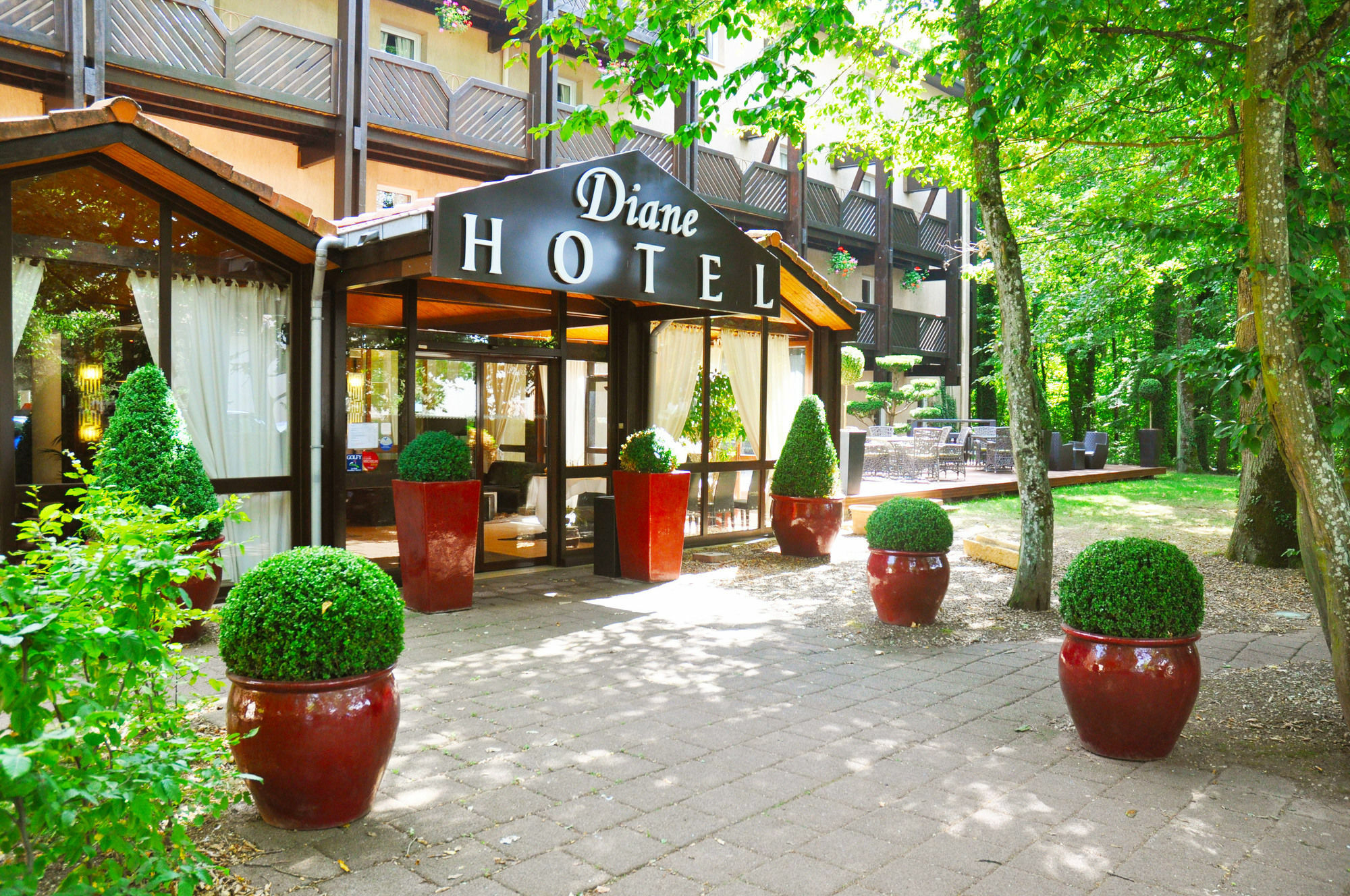 Enzo Hotels Diane - Logis Amnéville Zewnętrze zdjęcie